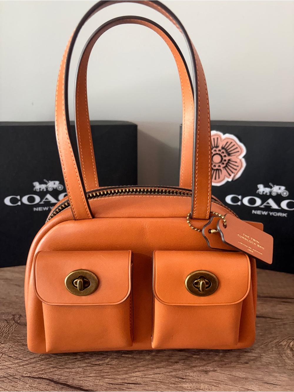 Coach Twin Turnlock 20 Toffee Limited Re-Edition